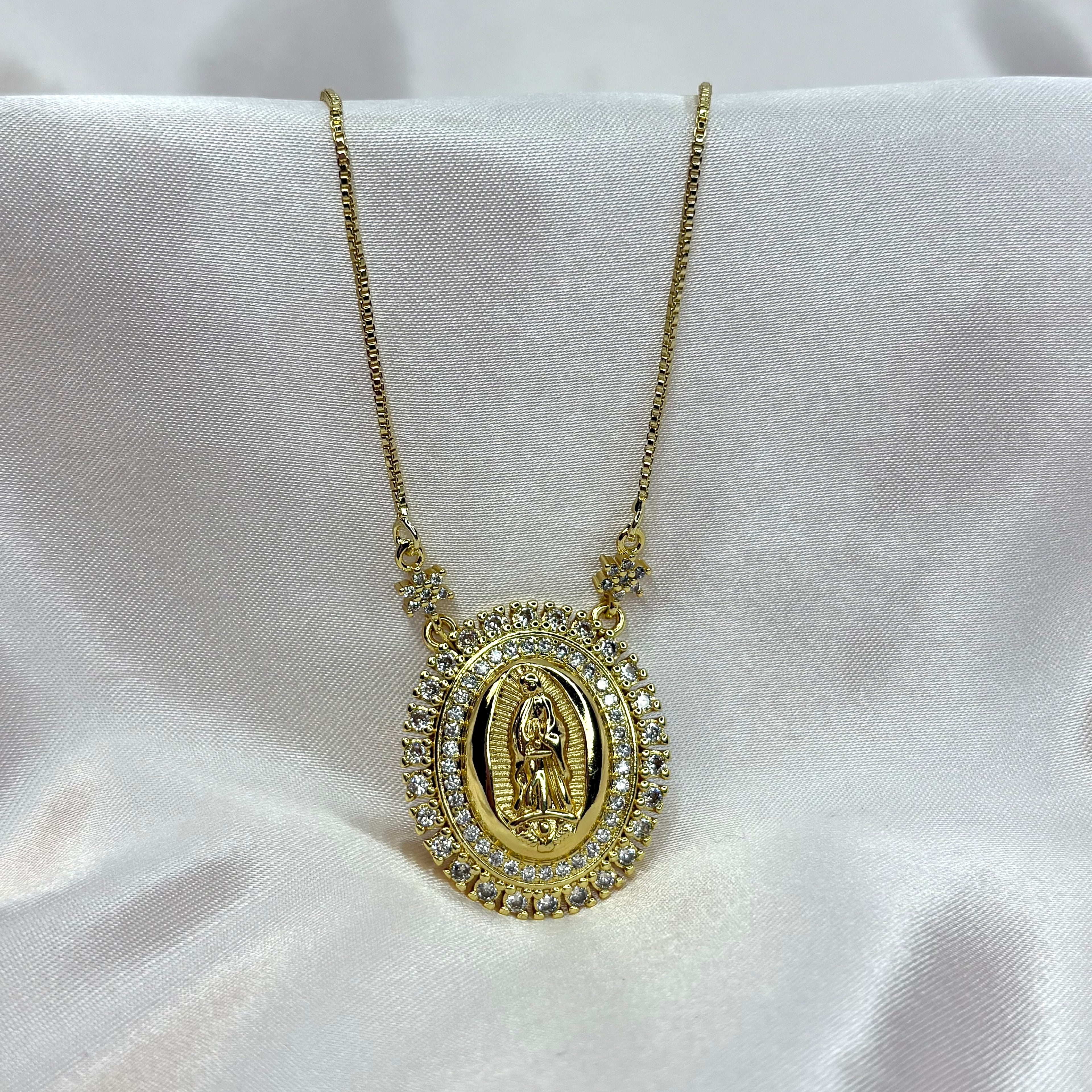 Virgencita Diamond Circle Necklace