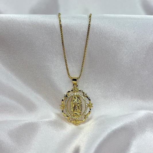 Virgencita Detailed Diamond Necklace