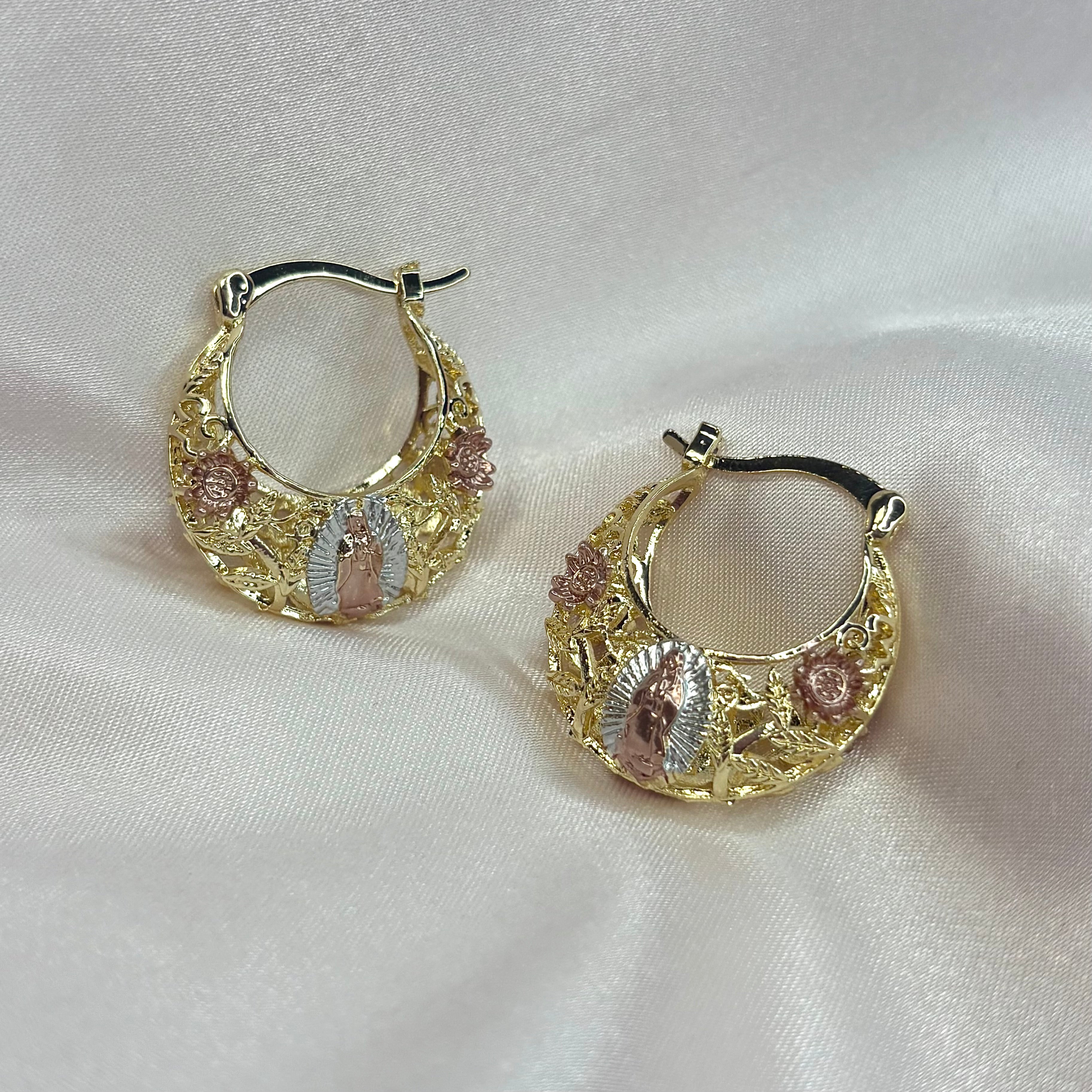 Virgen Maria Floral Hoops