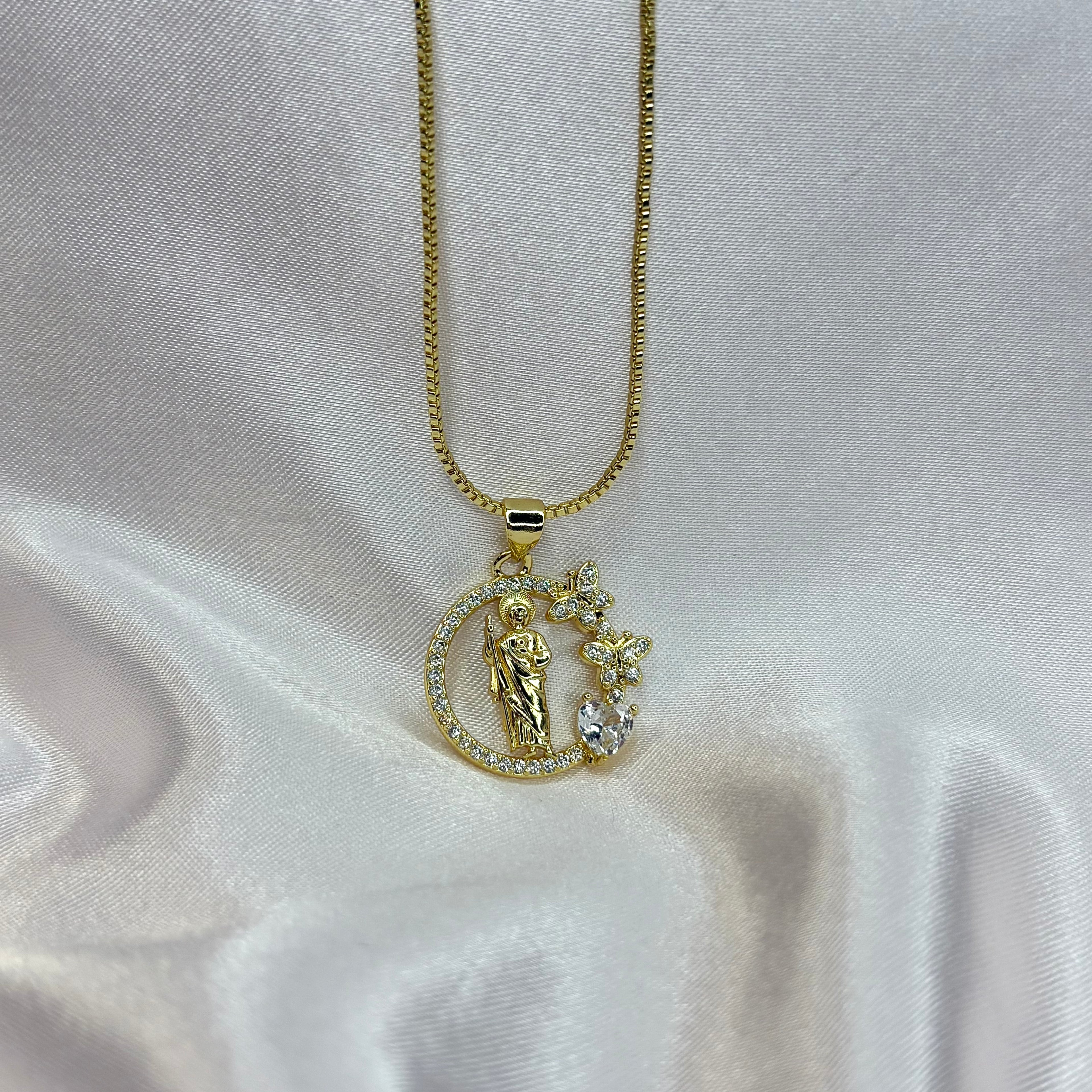 San Judas Diamond Circle Necklace
