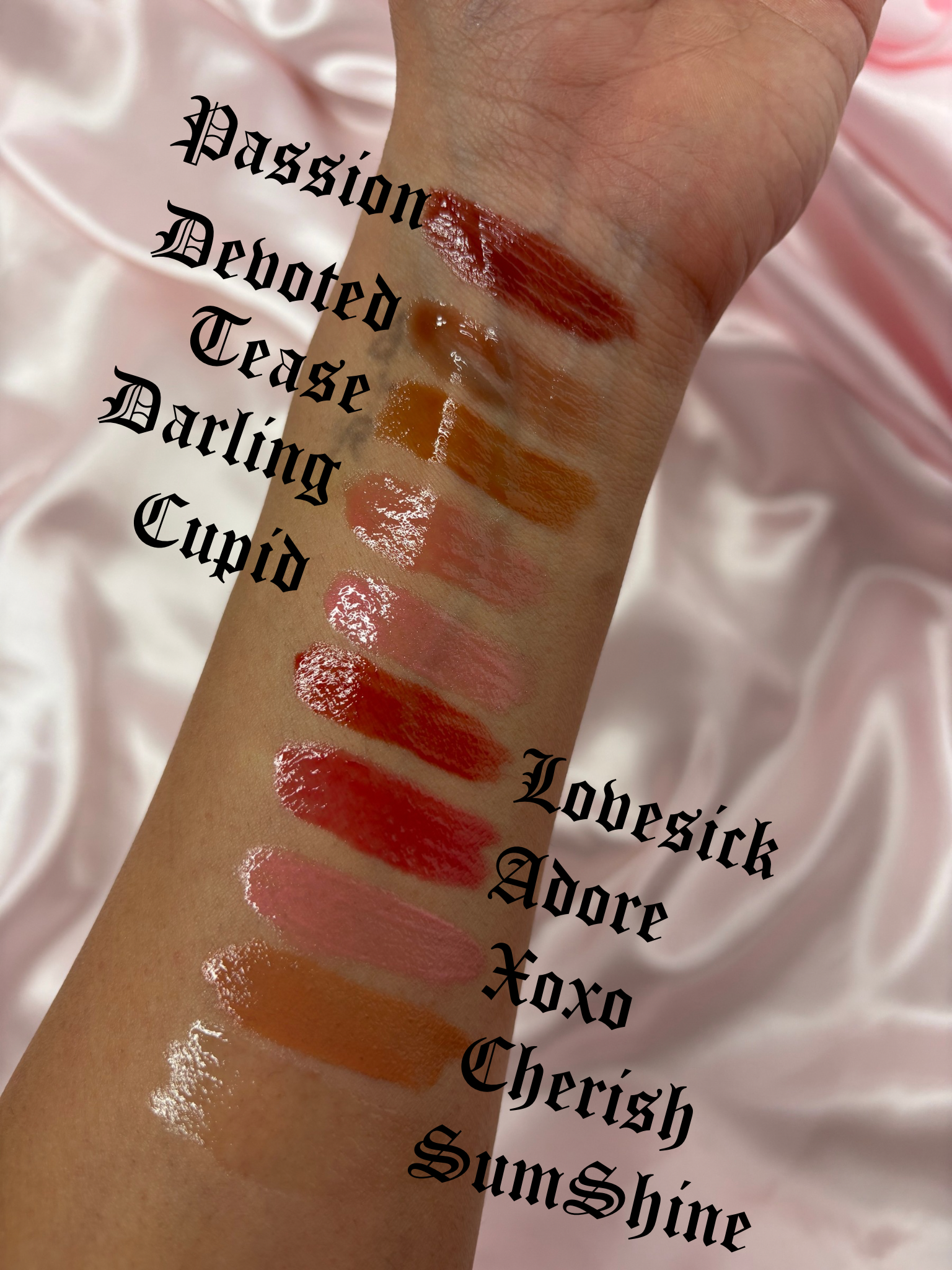 Glossy Couture Vault